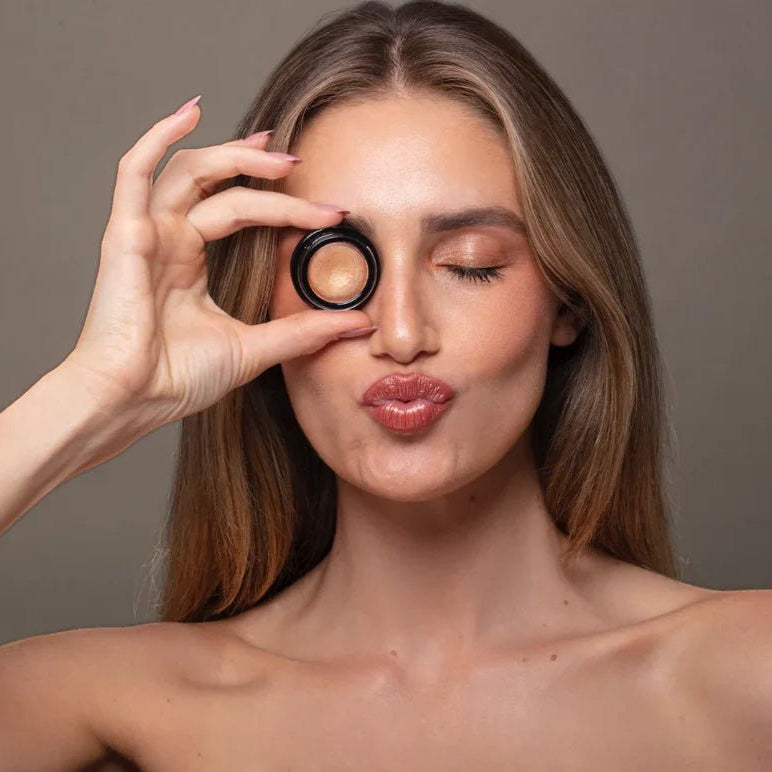 Baims Natural Makeup Highlighter Pressed Powder 10 Warm & Glow* - Elliotti