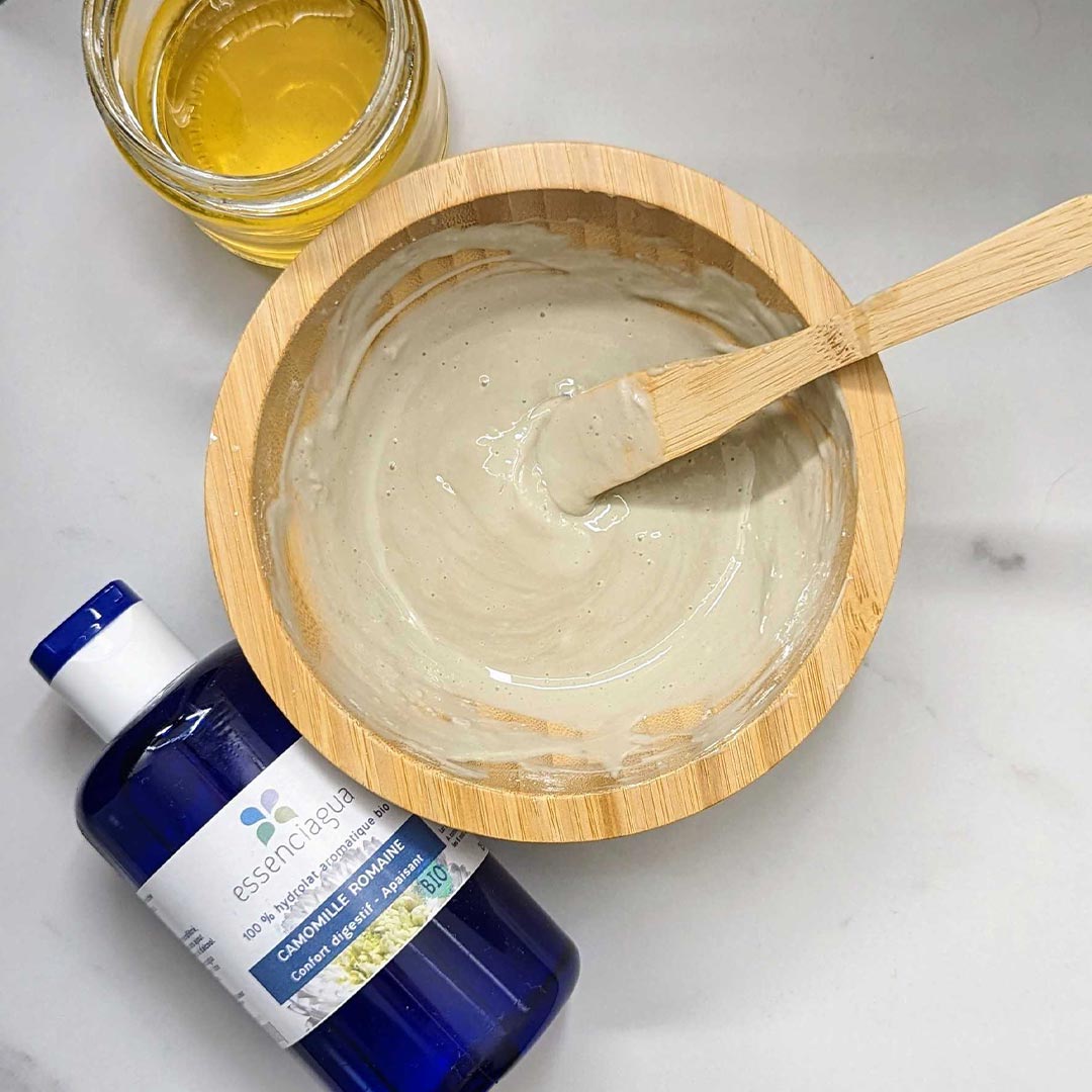 Essenciagua Roman Chamomile Organic Hydrosol, 250ml - Elliotti