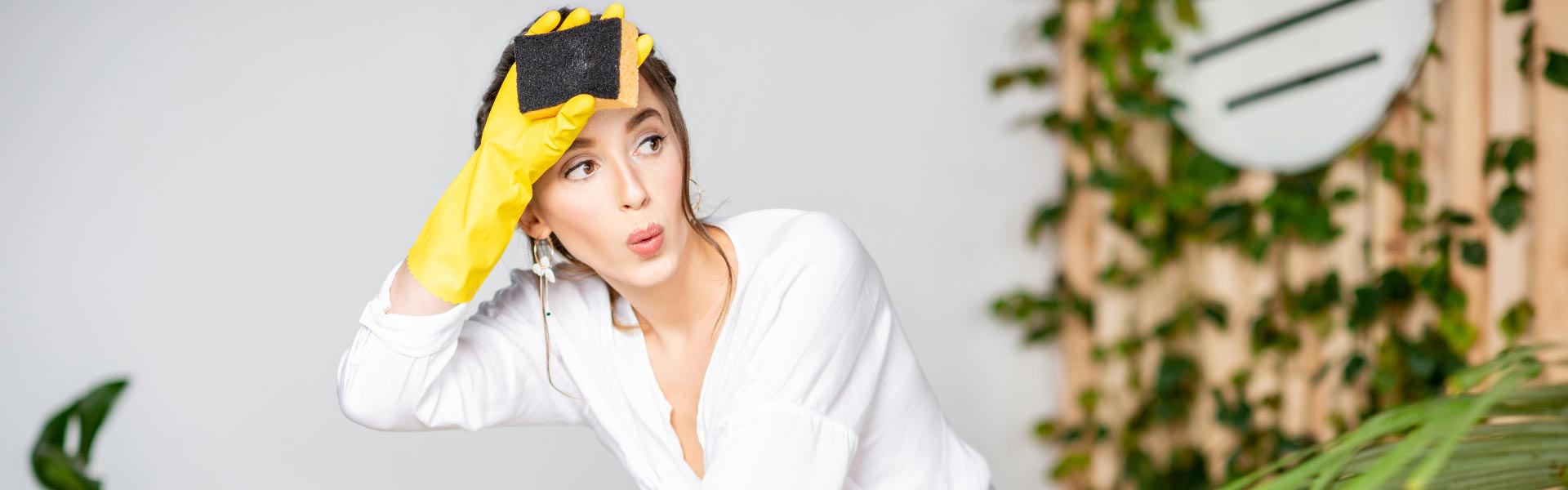 The Hazards of Bleach + Safe Alternatives - Elliotti