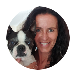 Susann the founder of Elliotti together with Divi the Boston terrier